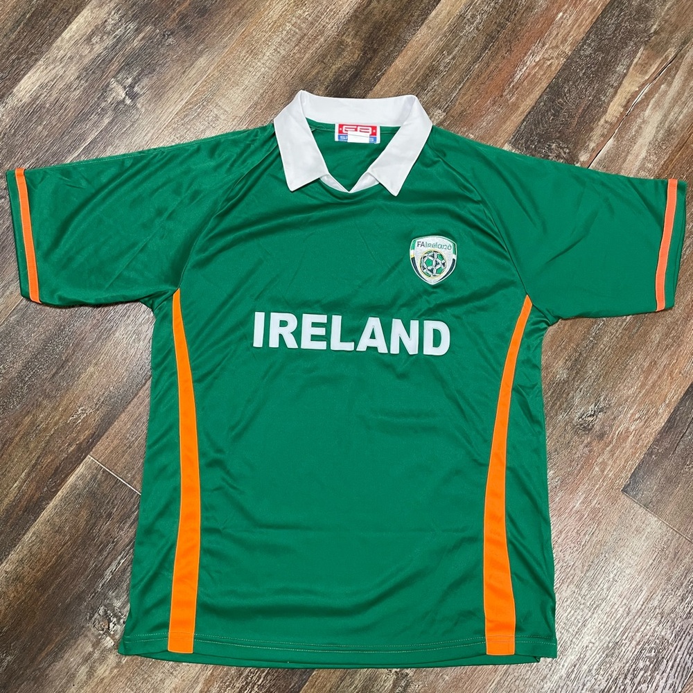Replica Ireland soccer/football jersey size Medium